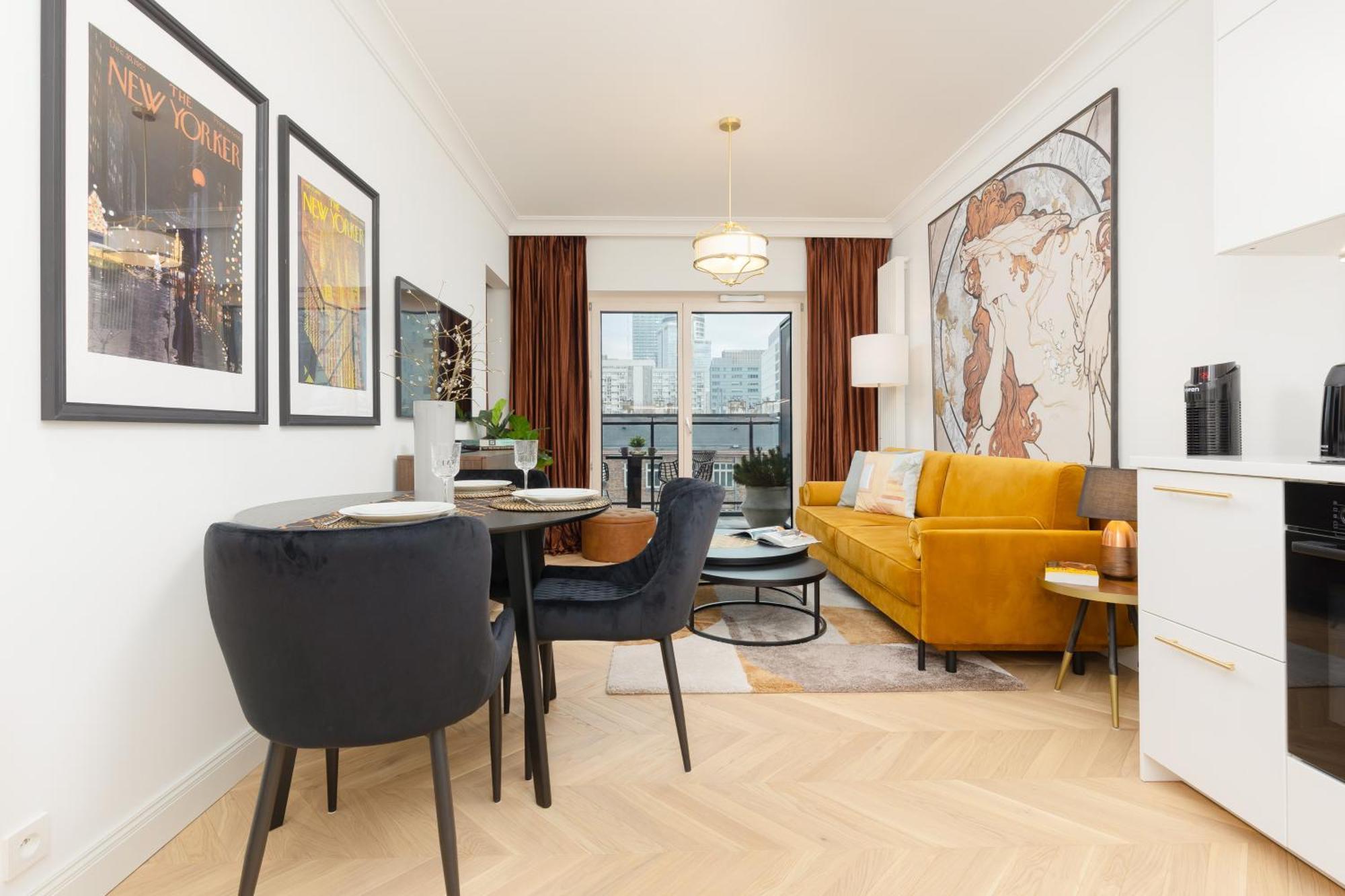 Mennica Lux Centre By Renters Prestige *
