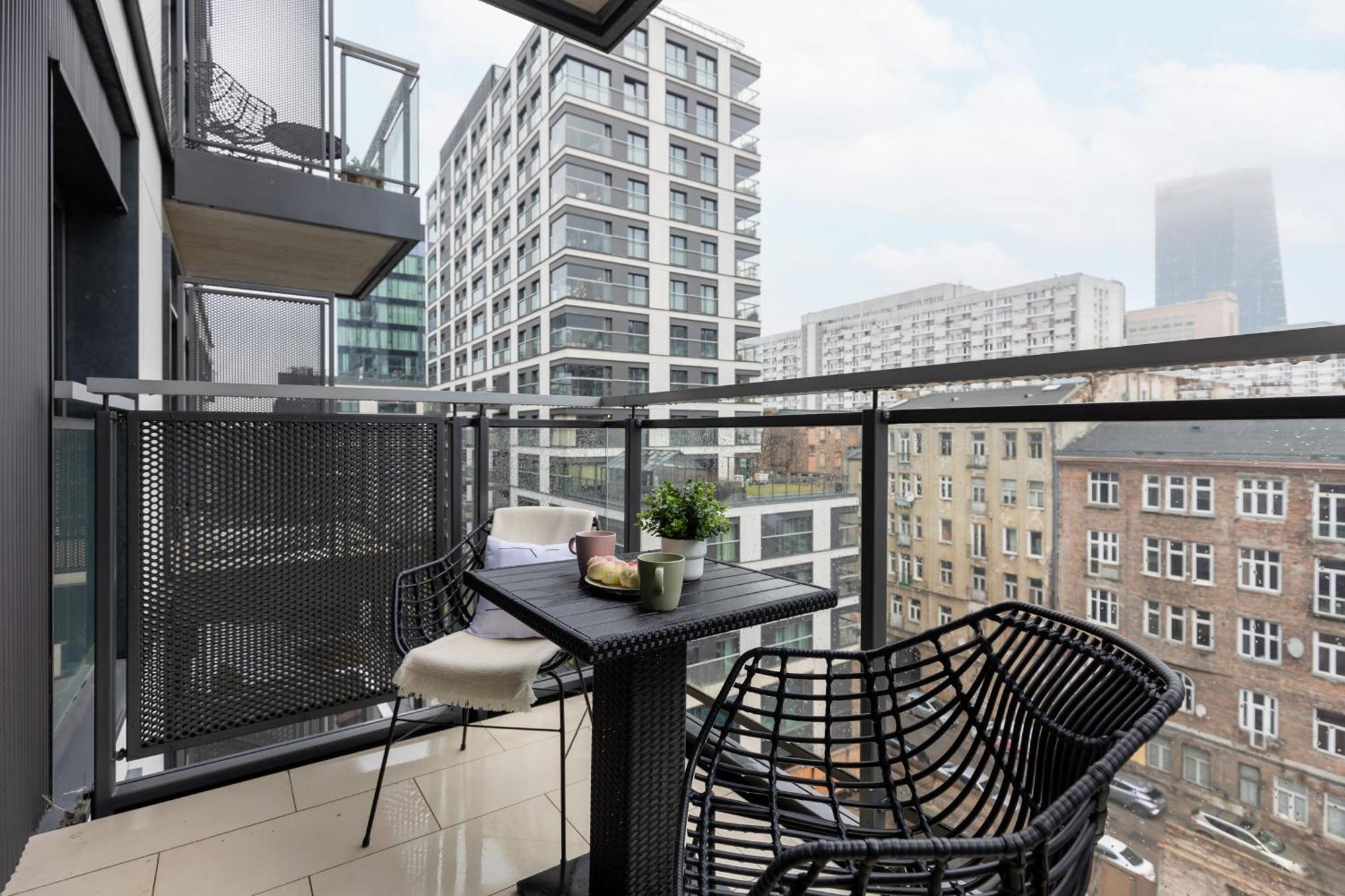 Apartament Mennica Lux Centre By Renters Prestige Warszawa