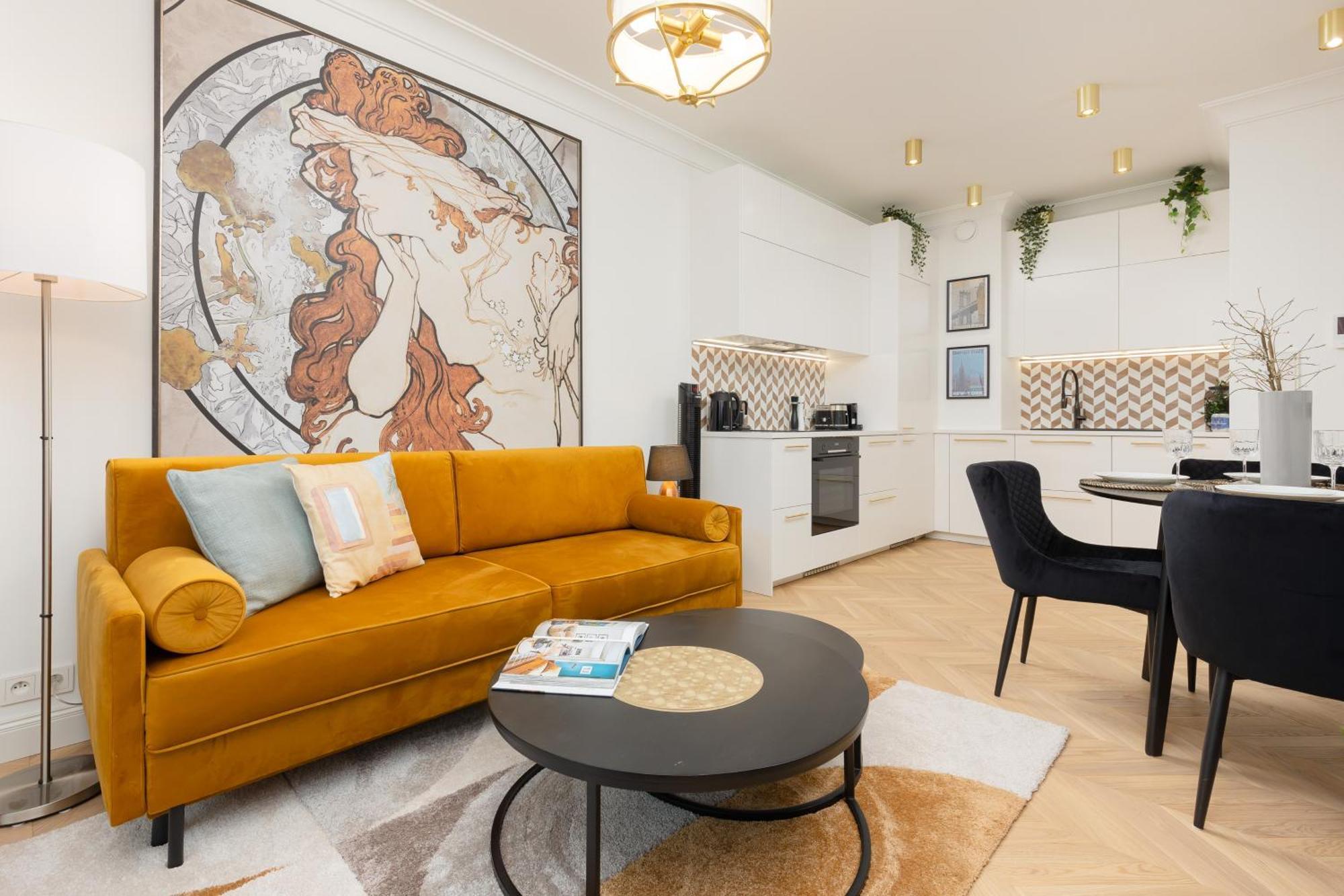 Mennica Lux Centre By Renters Prestige Warszawa